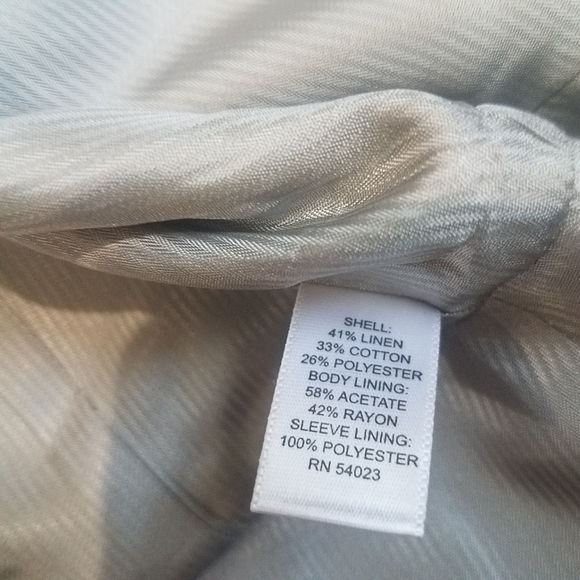 Banana Republic Petite Blazer (New) Size 4P - Picture 10 of 14